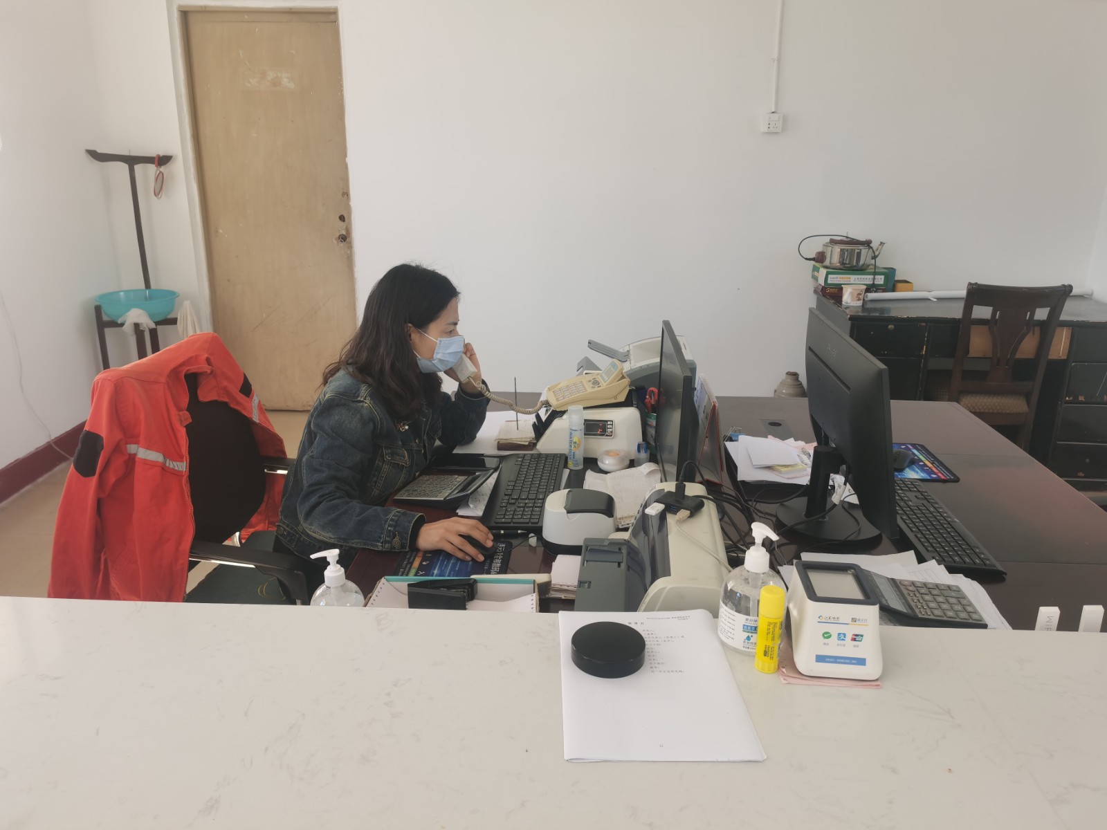 1698198558853007762.jpg ad476a921a27922baa65c9fba989969.jpg